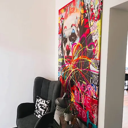 Nerd - Gaestezimmer In Alter Garage Homestay *