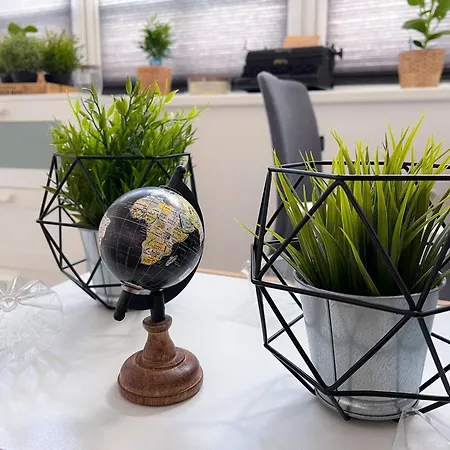 Nerd - Gaestezimmer In Alter Garage *