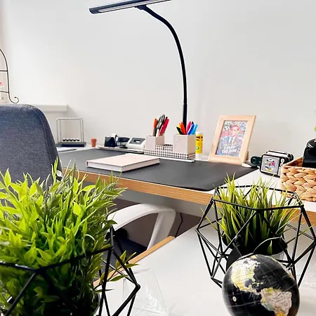 Nerd - Gaestezimmer In Alter Garage Ubytování v soukromí *